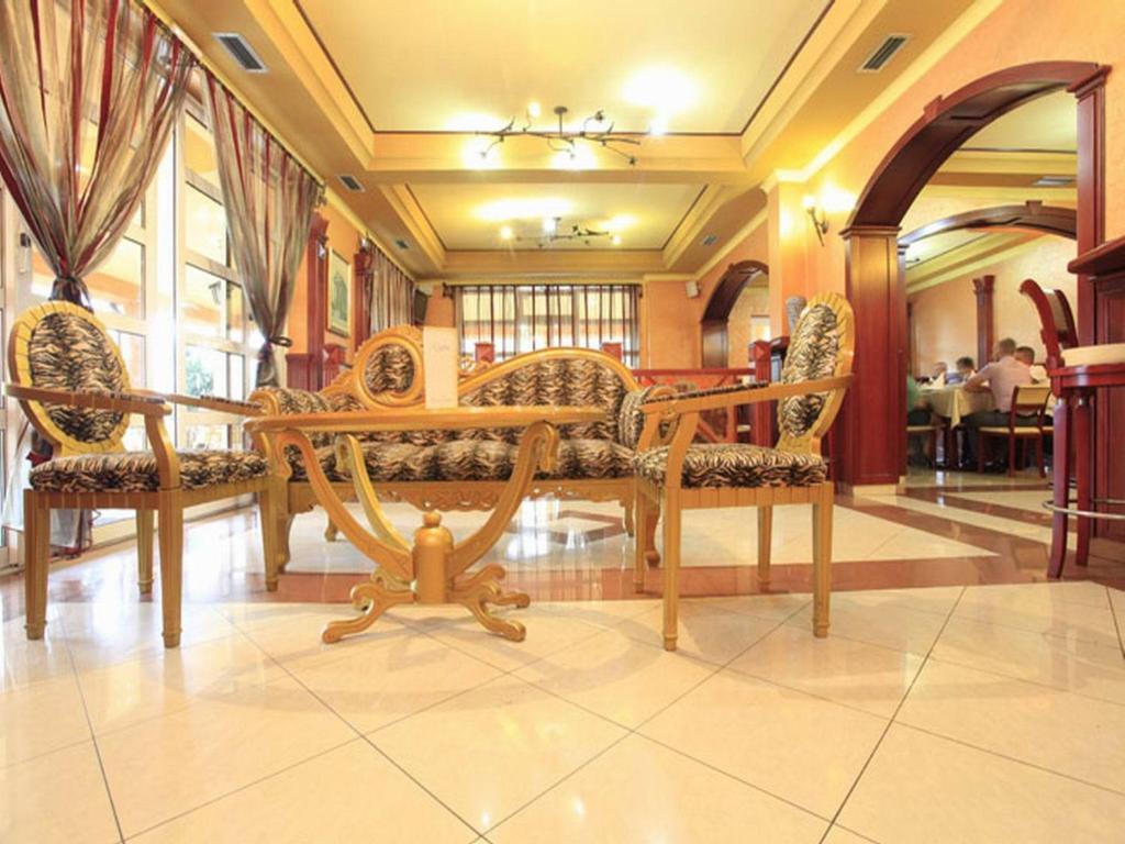 Pasha Garni Hotel Laktaši エクステリア 写真