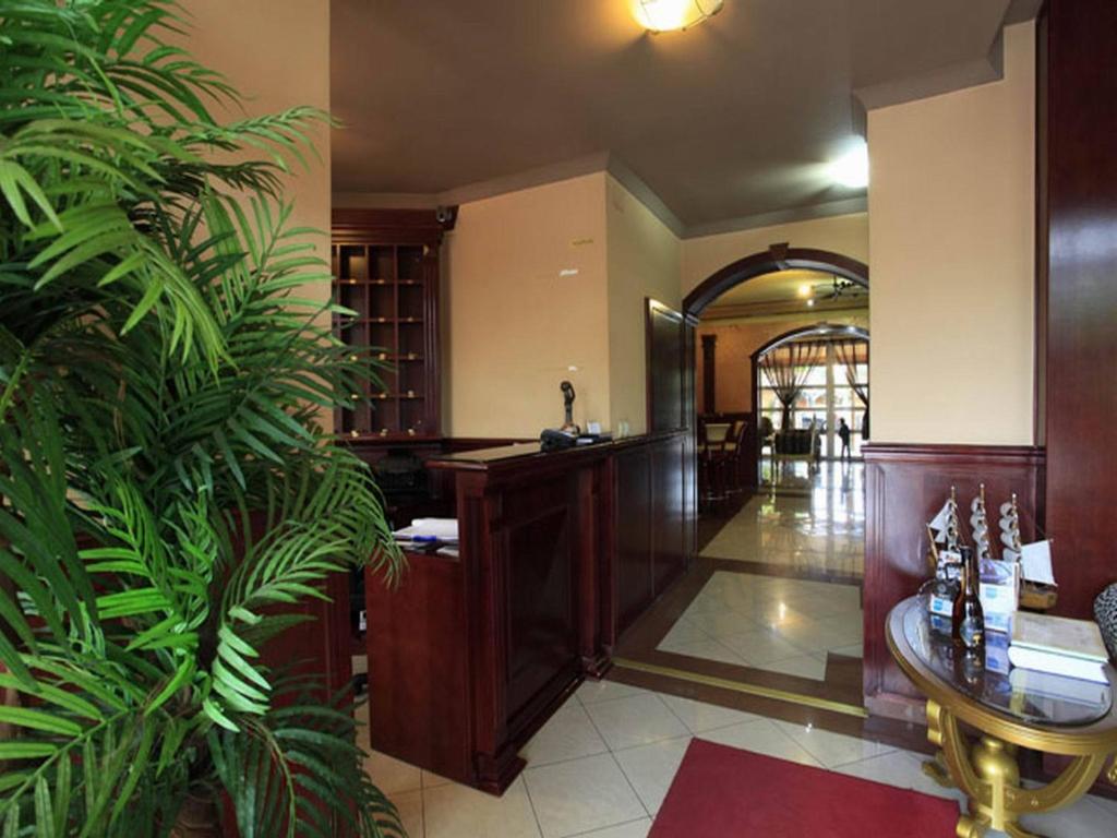 Pasha Garni Hotel Laktaši エクステリア 写真