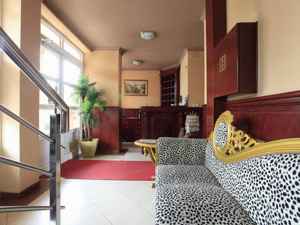 Pasha Garni Hotel Laktaši エクステリア 写真